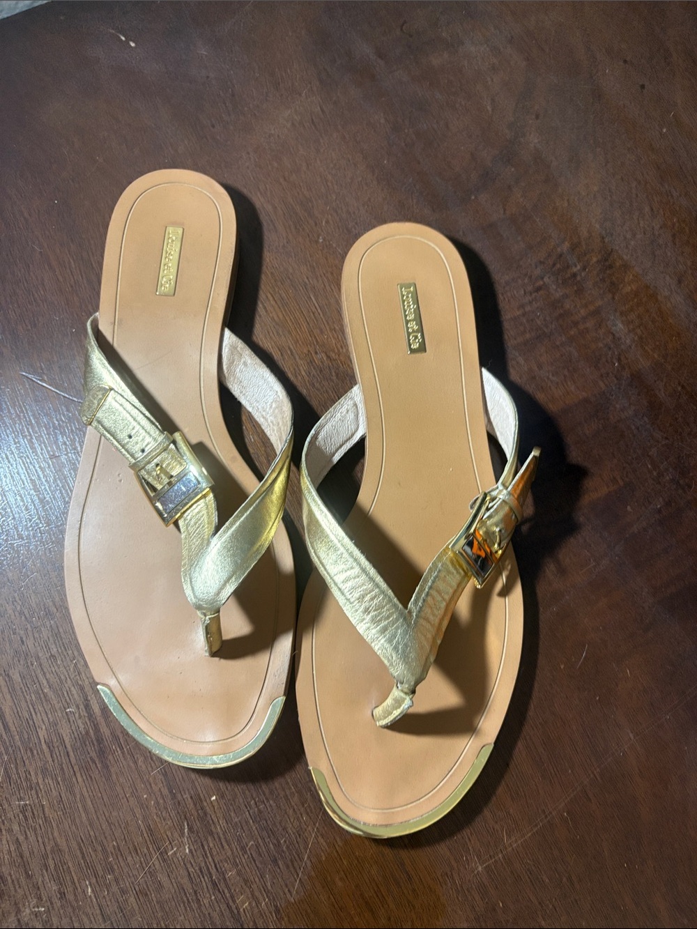 Louise et Cie Gold Women's Thong Sandals with Buckle Size 8